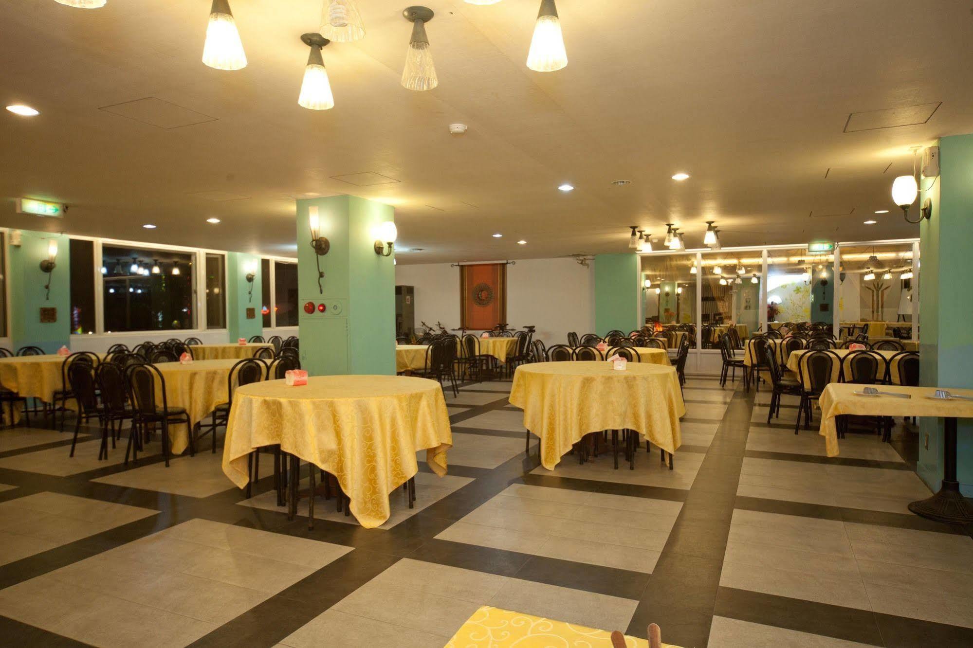 Champagne Hotel Jiaoxi Extérieur photo