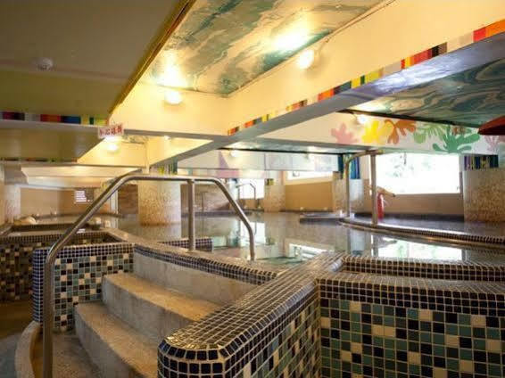 Champagne Hotel Jiaoxi Extérieur photo